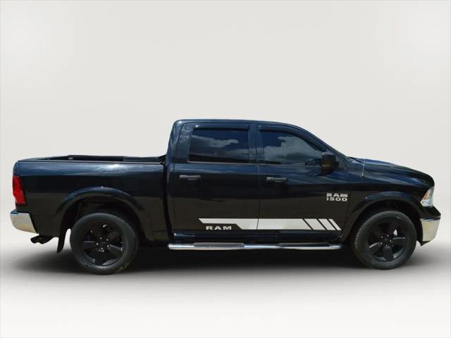 2017 Ram 1500 SLT