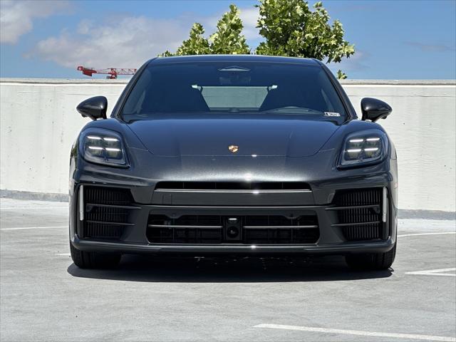2026 Porsche Panamera 4