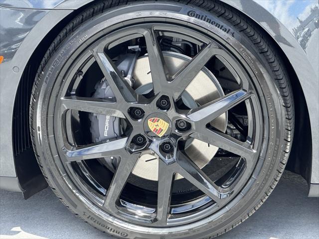 2026 Porsche Panamera 4