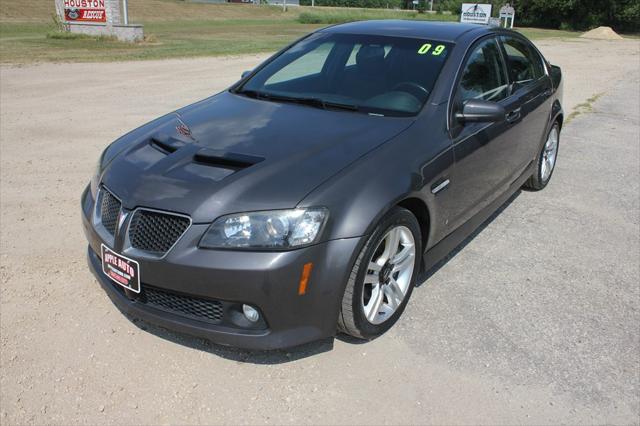2009 Pontiac G8 BASE for sale in La Crescent, MN