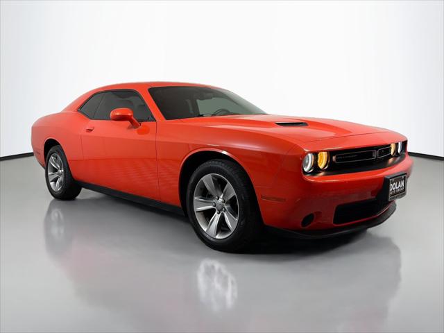 2016 Dodge Challenger SXT