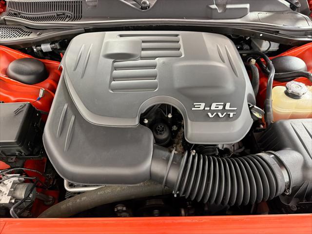 2016 Dodge Challenger SXT