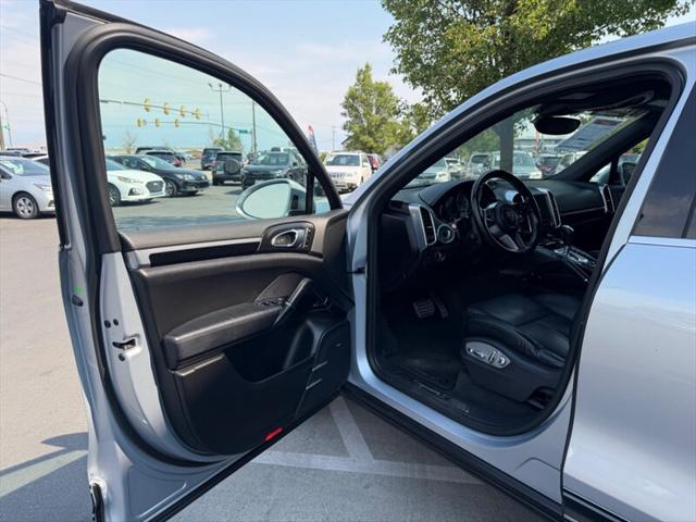 2018 Porsche Cayenne S