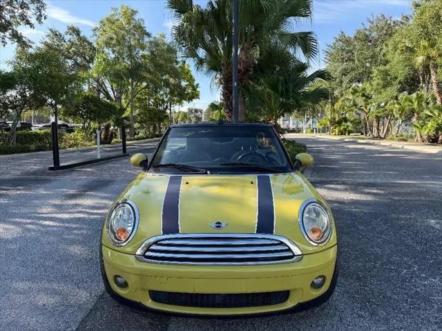 2009 MINI Cooper Base for sale in Tampa, FL