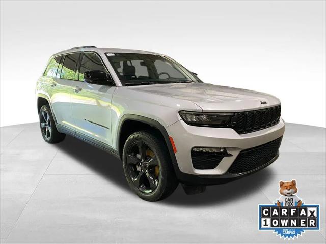 2023 Jeep Grand Cherokee Limited 4x4 for sale in Benton Harbor, MI