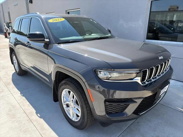 2025 Jeep Grand Cherokee Laredo X 4x4 for sale in Winona, MN