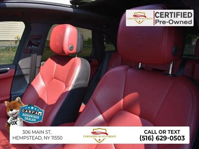2024 Porsche Macan Macan for sale in Hempstead, NY