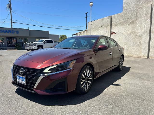 2023 Nissan Altima SV FWD