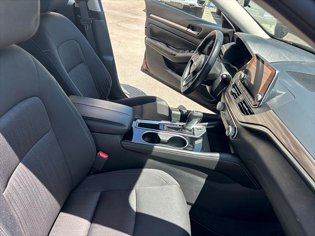 2023 Nissan Altima SV FWD