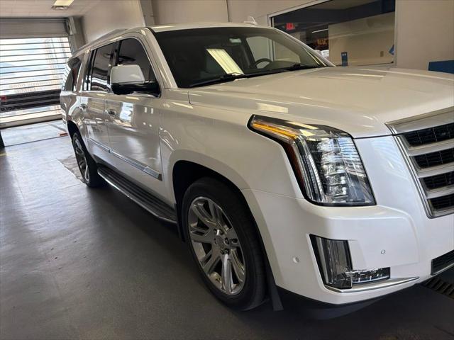 2018 Cadillac Escalade ESV Luxury for sale near Groveport, OH