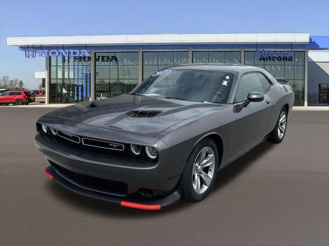 2017 Dodge Challenger SXT for sale in Altoona, IA
