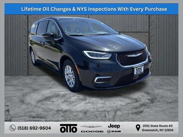2023 Chrysler Pacifica Touring L for sale in Greenwich, NY