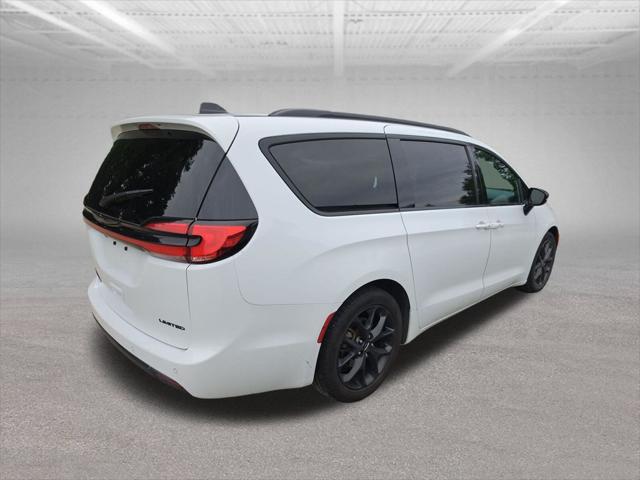 2025 Chrysler Pacifica Limited