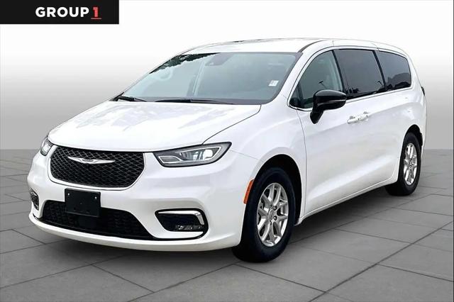 2024 Chrysler Pacifica Touring L for sale in Tulsa, OK