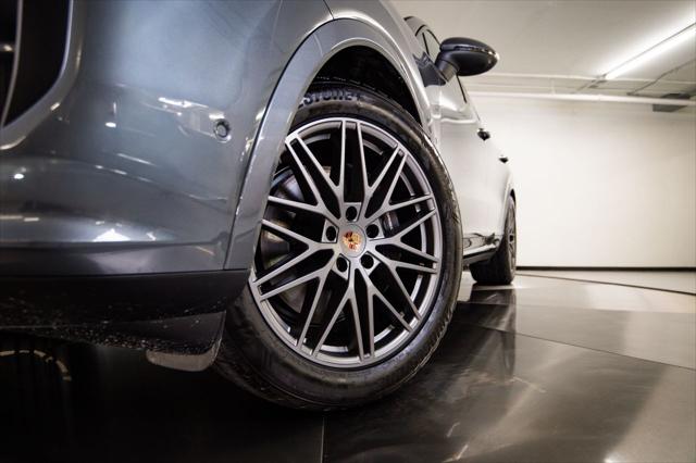 2026 Porsche Cayenne Unknown