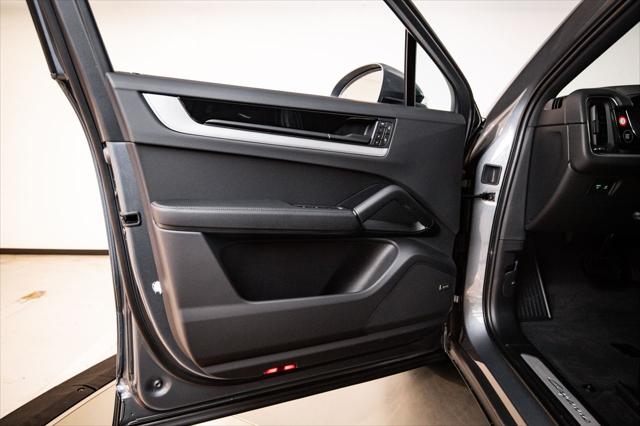 2026 Porsche Cayenne Unknown