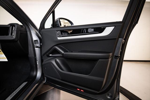 2026 Porsche Cayenne Unknown