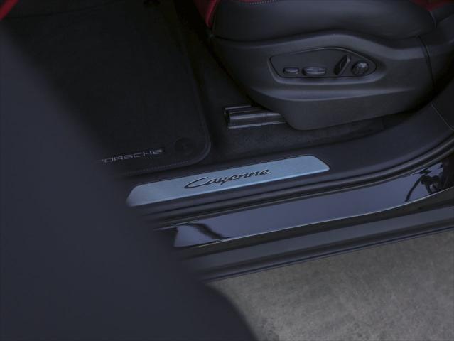 2026 Porsche Cayenne Unknown
