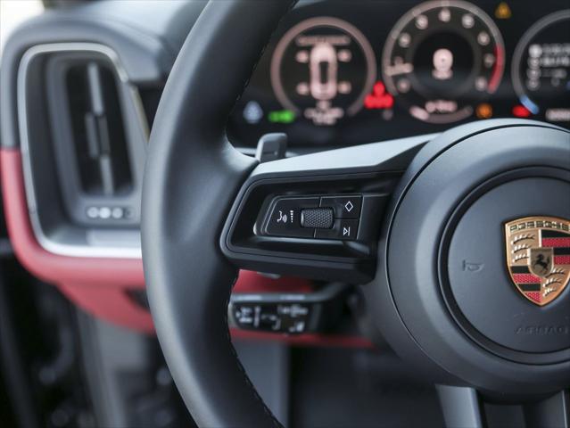 2026 Porsche Cayenne Unknown