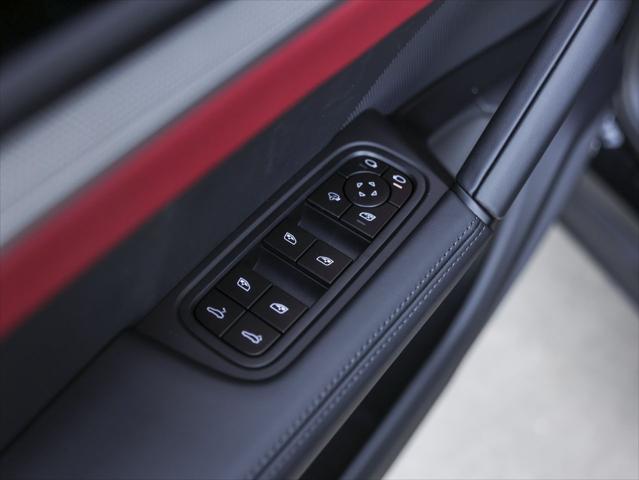 2026 Porsche Cayenne Unknown
