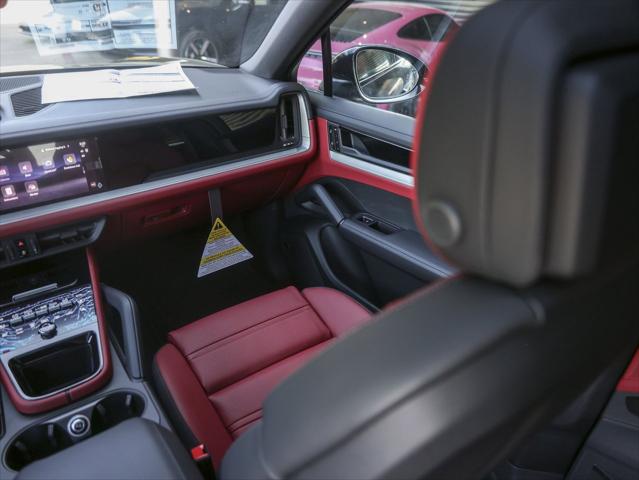 2026 Porsche Cayenne Unknown