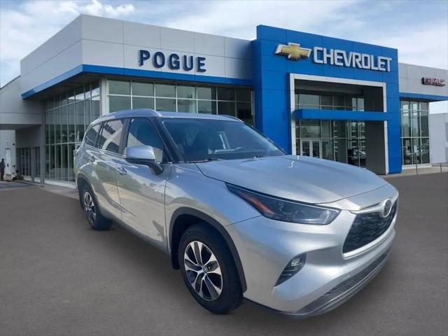 2024 Toyota Highlander XLE for sale in Powderly, KY