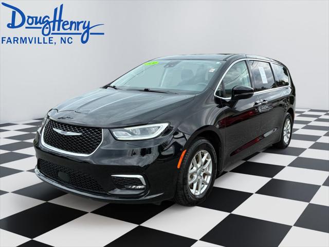 2024 Chrysler Pacifica Touring L for sale in Farmville, NC