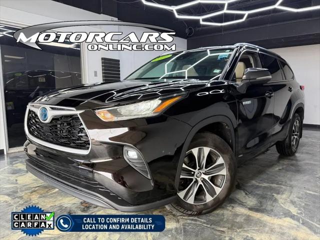 2021 Toyota Highlander Hybrid XLE for sale in Lansing, MI