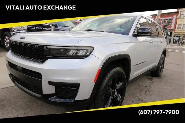 2021 Jeep Grand Cherokee Altitude 4x4 for sale in Johnson City, NY