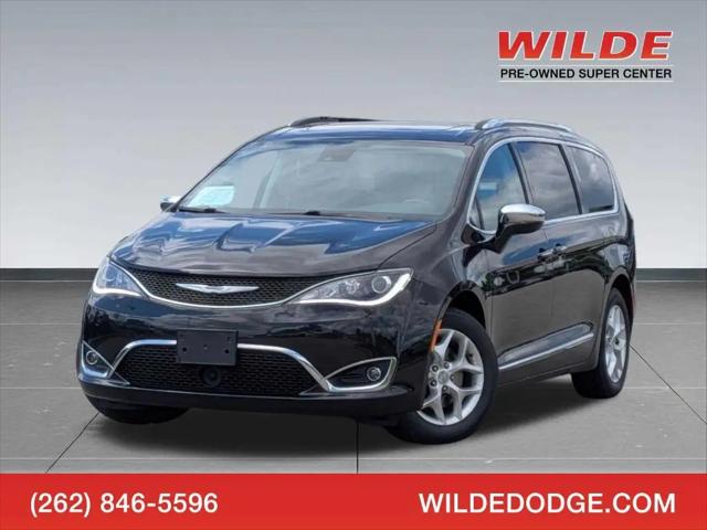 2018 Chrysler Pacifica Touring L for sale in Waukesha, WI