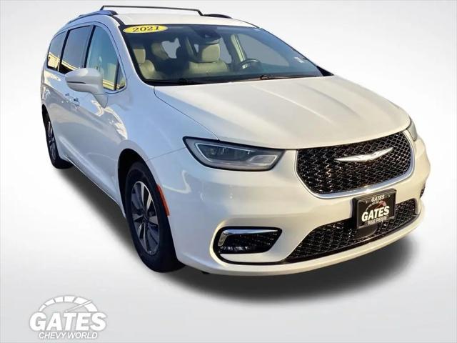 2021 Chrysler Pacifica Touring L for sale in Elkhart, IN
