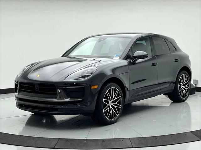 2023 Porsche Macan T for sale in Chantilly, VA