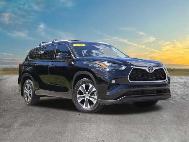 2022 Toyota Highlander XLE for sale in Toledo, OH