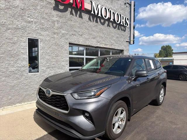 2021 Toyota Highlander Hybrid LE for sale in Walled Lake, MI