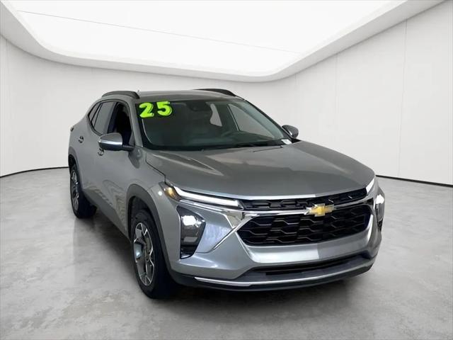 2025 Chevrolet Trax FWD LT for sale in Redford, MI