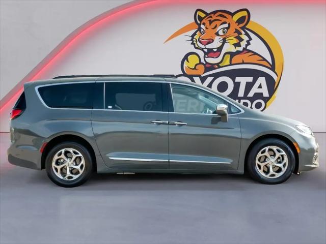 2022 Chrysler Pacifica Limited