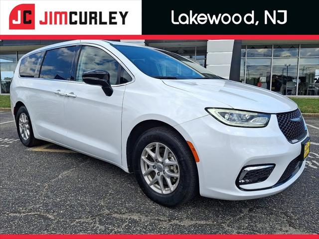 2024 Chrysler Pacifica Touring L for sale in Lakewood, NJ