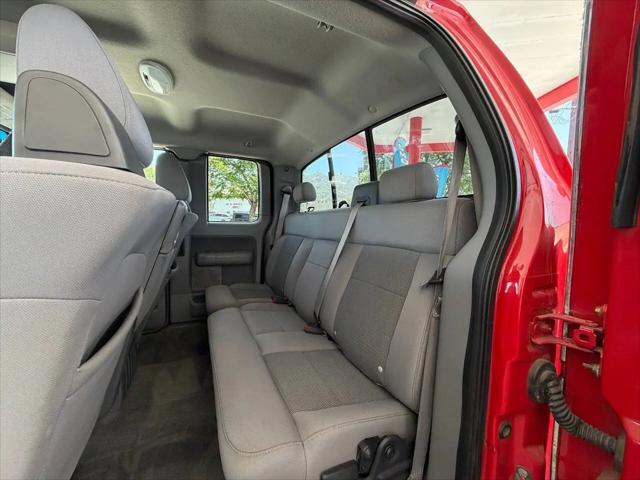 2005 Ford F-150 XLT