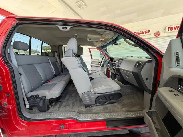 2005 Ford F-150 XLT