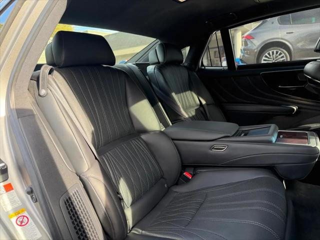2018 Lexus LS 500h LS 500h