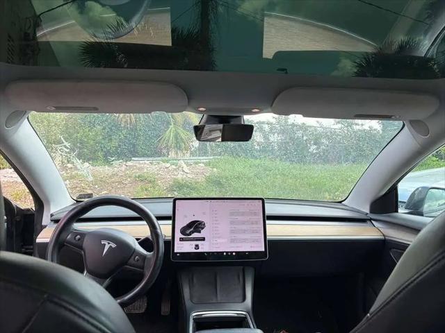 2021 Tesla Model 3 Standard Range Plus Rear-Wheel Drive