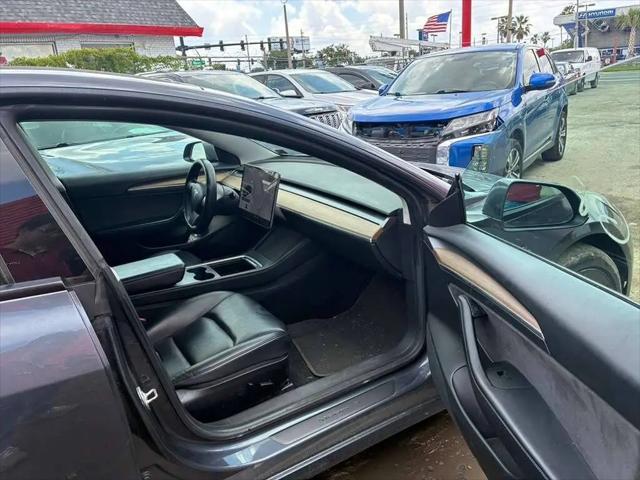 2021 Tesla Model 3 Standard Range Plus Rear-Wheel Drive