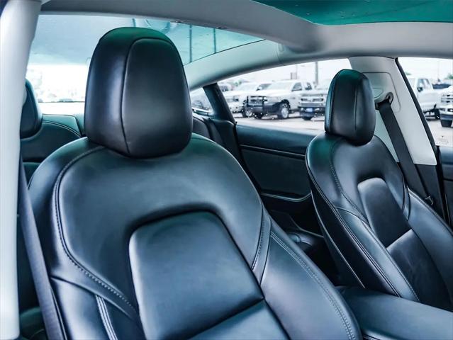 2021 Tesla Model 3 Standard Range Plus Rear-Wheel Drive