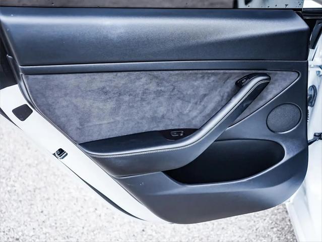 2021 Tesla Model 3 Standard Range Plus Rear-Wheel Drive