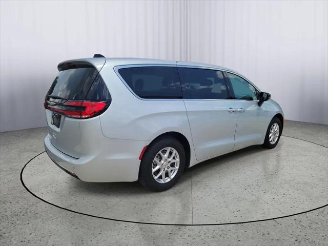 2024 Chrysler Pacifica Touring L for sale in Fort Myers, FL