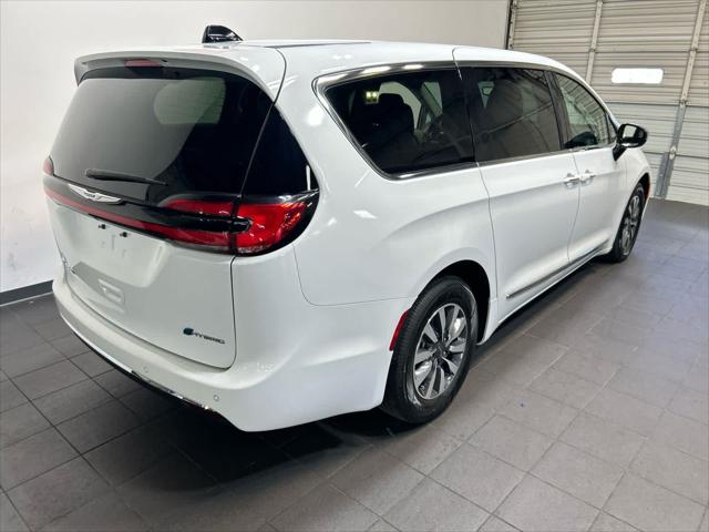 2023 Chrysler Pacifica Hybrid Limited 2023 Chrysler Pacifica Hybrid Limited