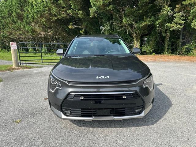2023 Kia Niro SX