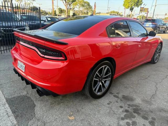 2022 Dodge Charger SXT RWD