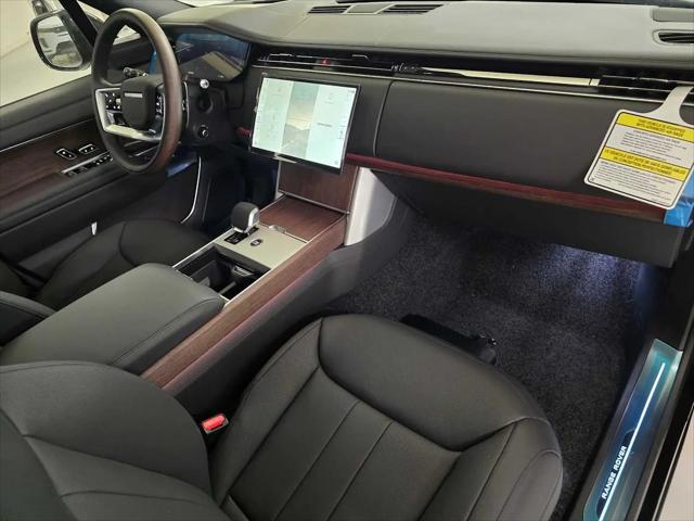 2026 Land Rover Range Rover P530 SE