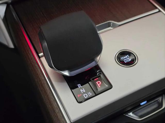 2026 Land Rover Range Rover P530 SE